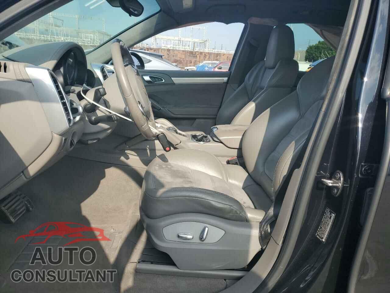 PORSCHE CAYENNE 2013 - WP1AD2A2XDLA79684