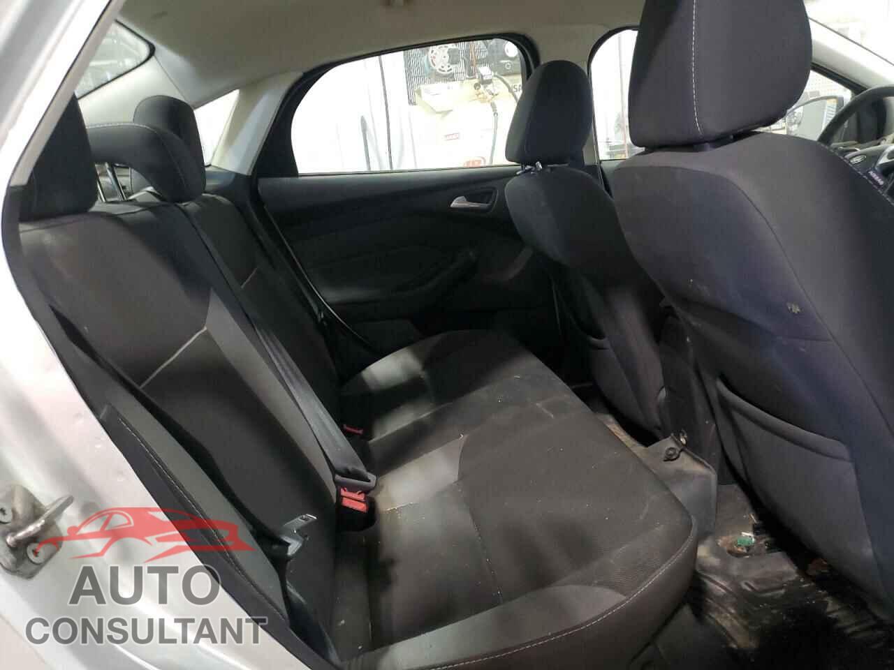 FORD FOCUS 2013 - 1FADP3F24DL132468