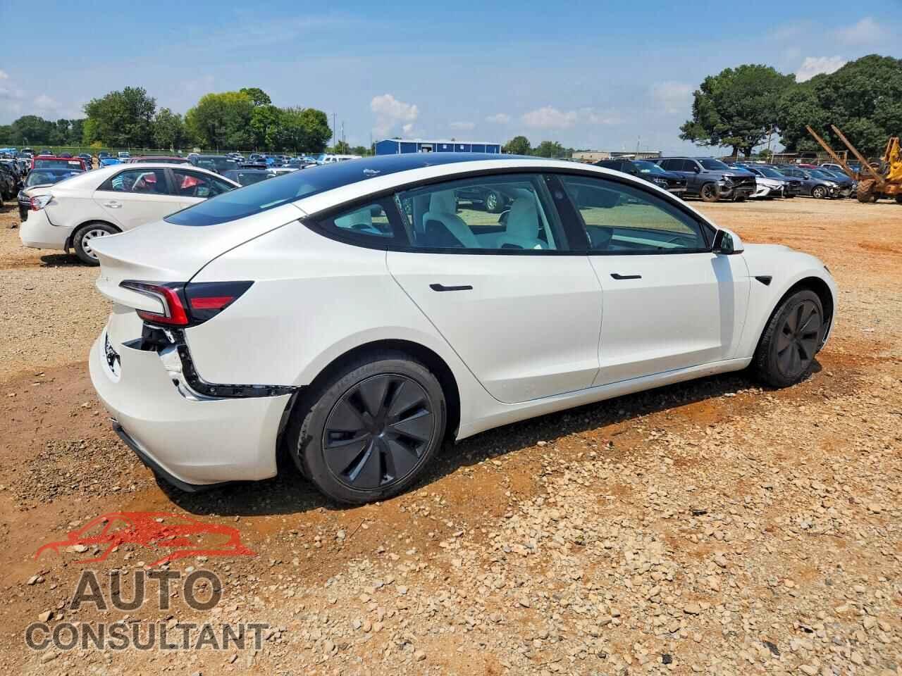 TESLA MODEL 3 2025 - 5YJ3E1EA1SF062811