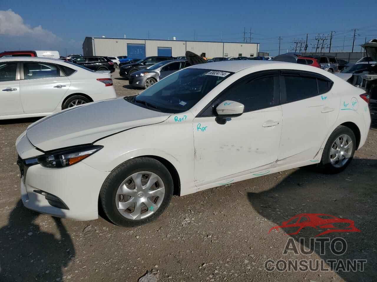 MAZDA 3 2018 - 3MZBN1U79JM244538