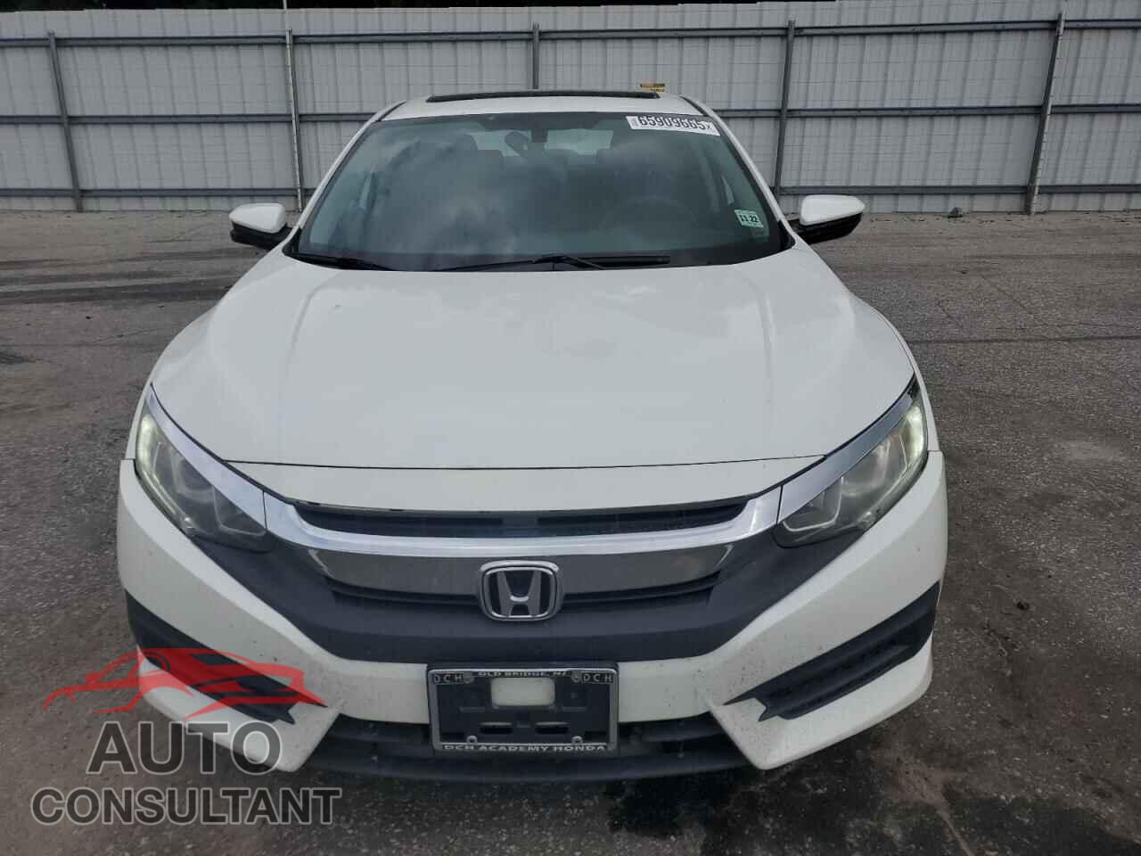 HONDA CIVIC 2017 - 2HGFC2F77HH577800