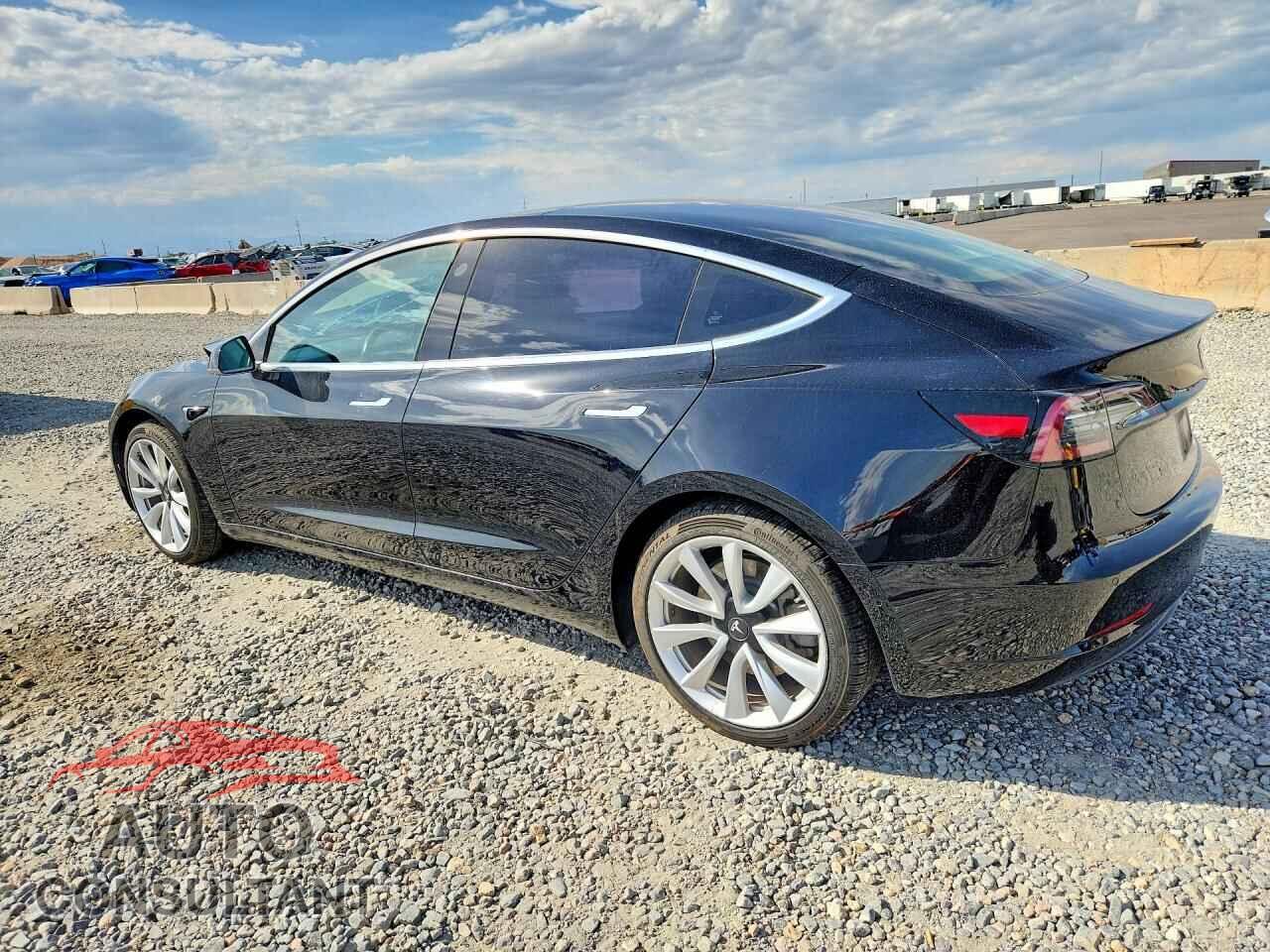 TESLA MODEL 3 2018 - 5YJ3E1EA3JF042428