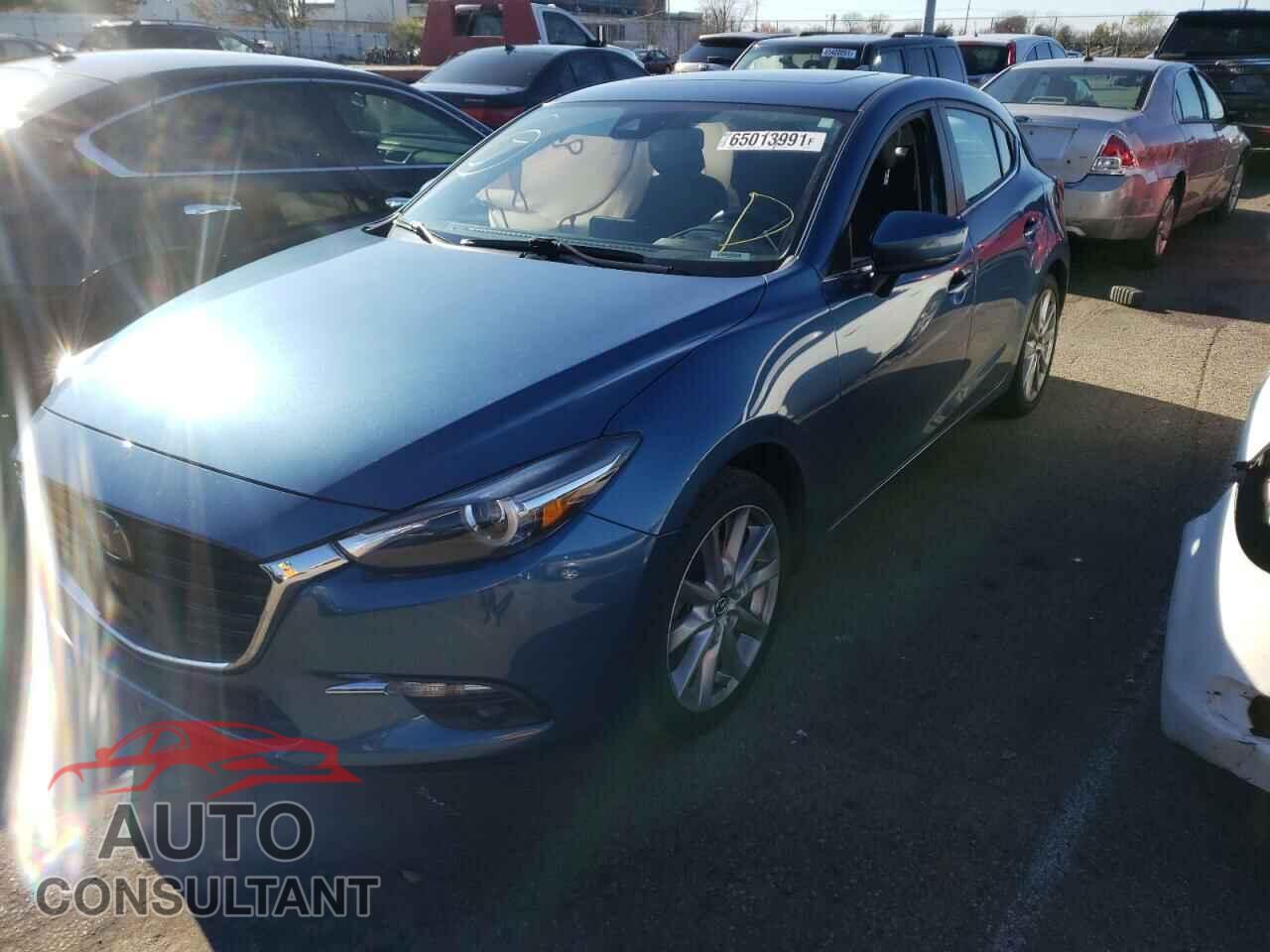 MAZDA 3 2017 - 3MZBN1M32HM136530