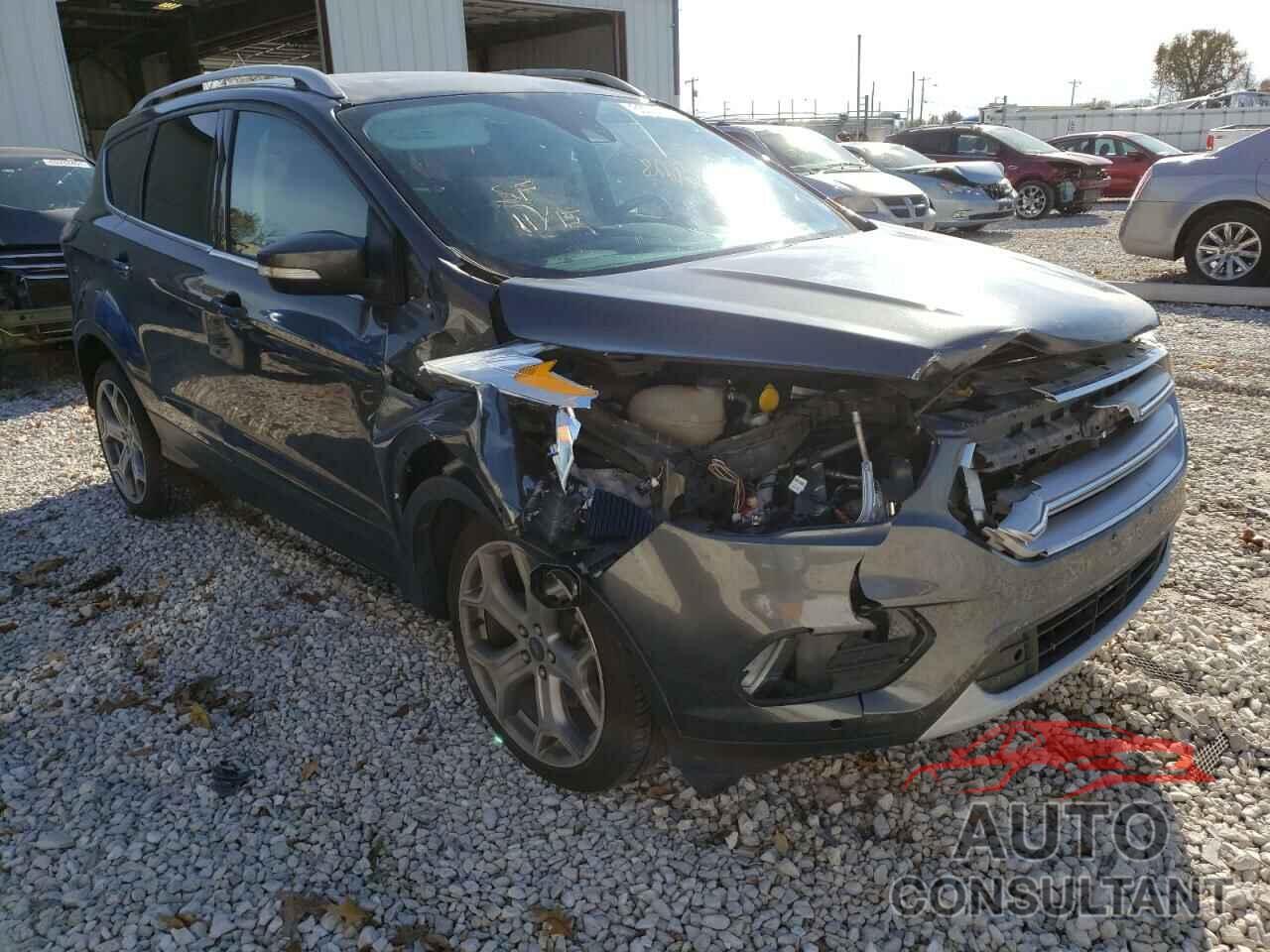 FORD ESCAPE 2017 - 1FMCU9J94HUA04961