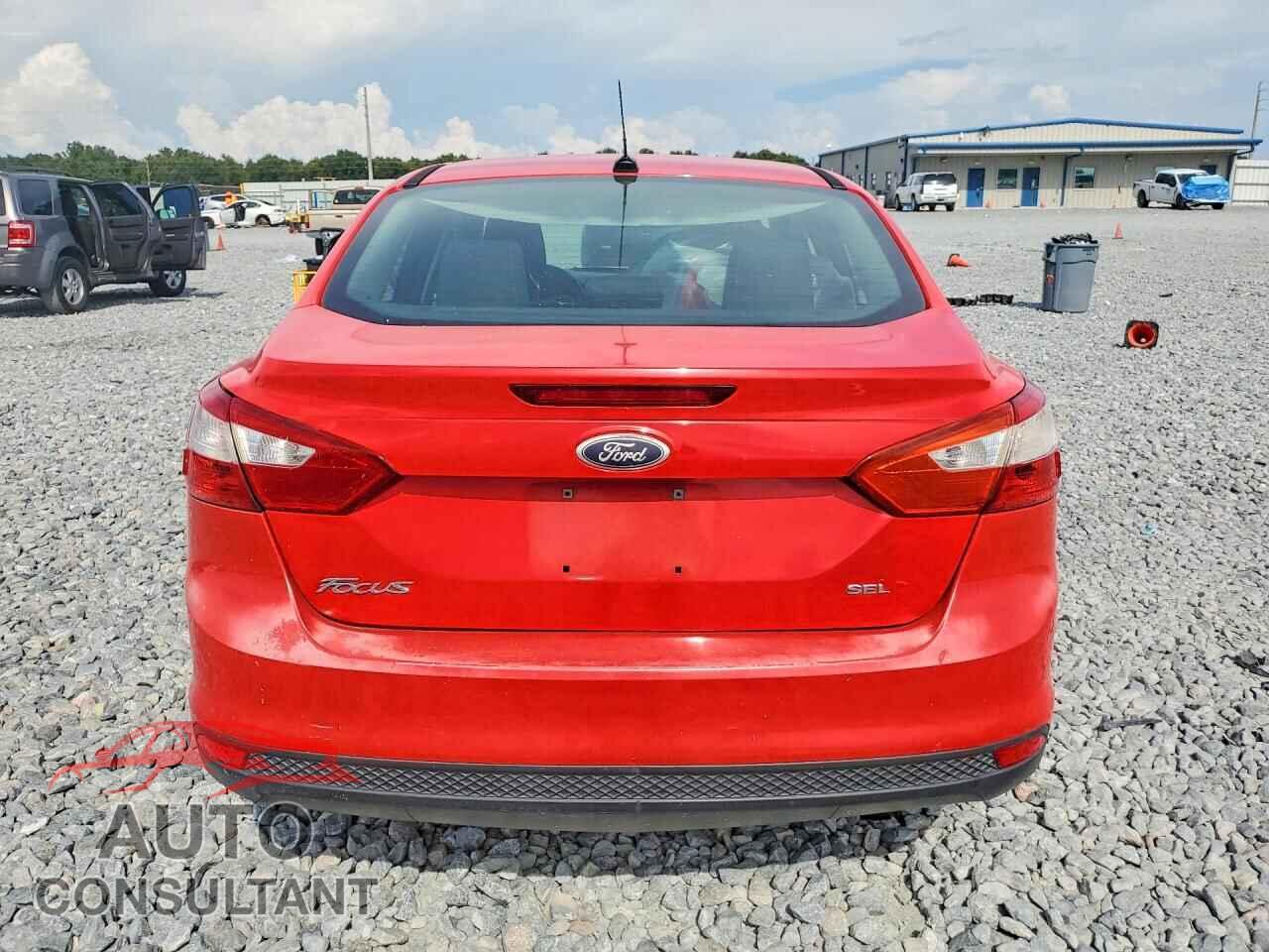 FORD FOCUS 2012 - 1FAHP3H24CL200460
