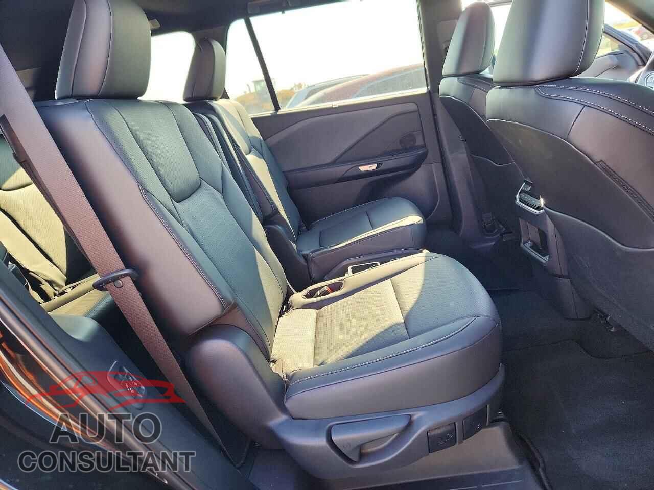 LEXUS UNKNOWN 2026 - 5TDAAAB69TS064029