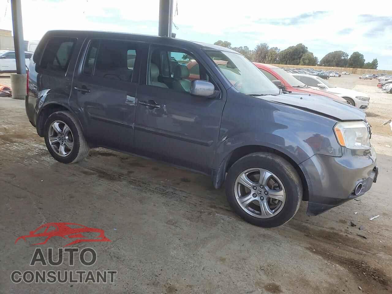 HONDA PILOT 2013 - 5FNYF3H57DB018263