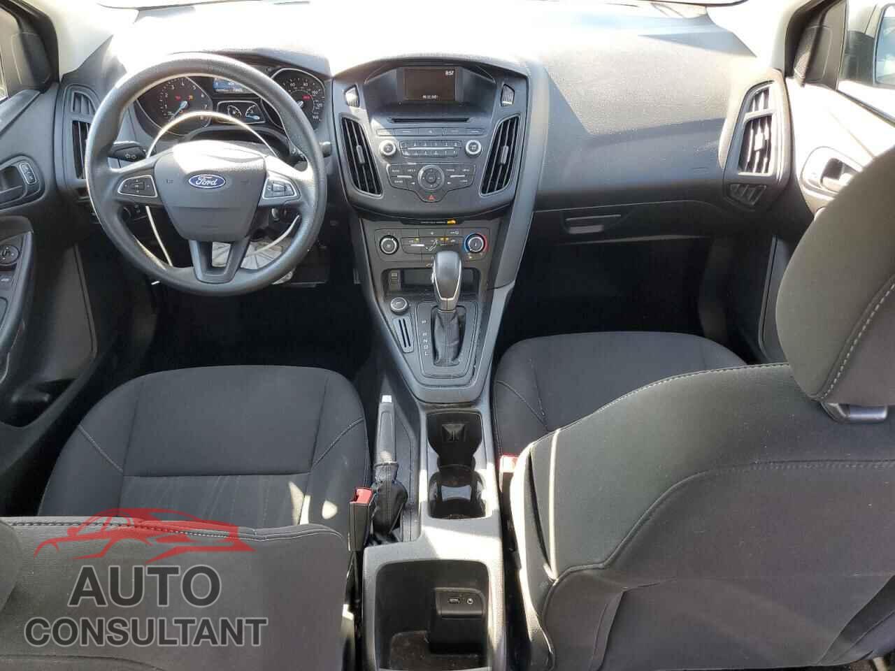 FORD FOCUS 2016 - 1FADP3E24GL247139