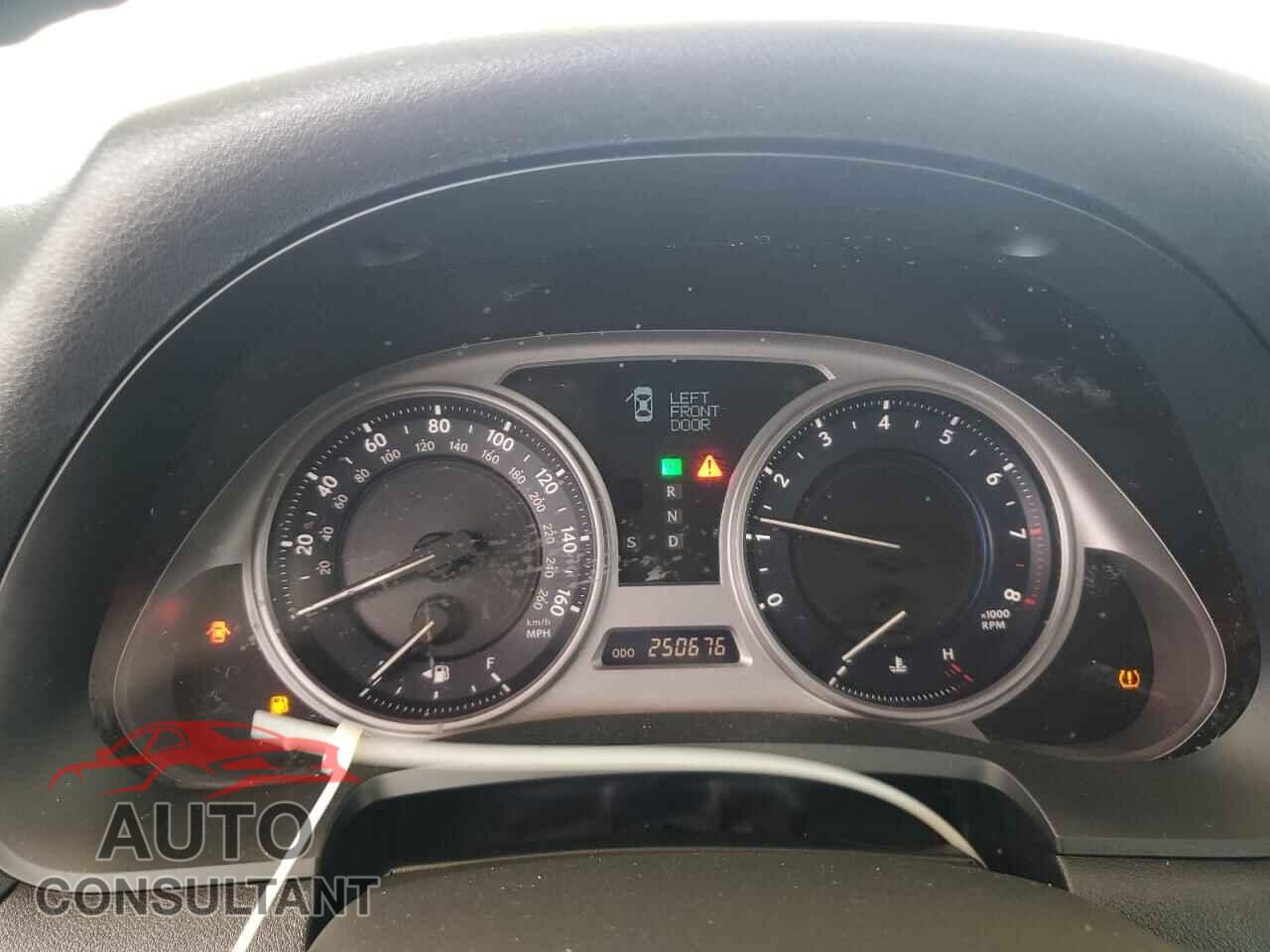 LEXUS IS 2010 - JTHBF5C29A5119122
