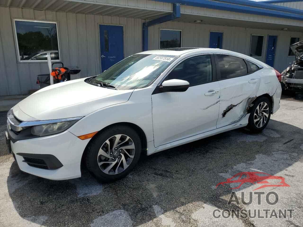 HONDA CIVIC 2018 - 19XFC2F78JE024329