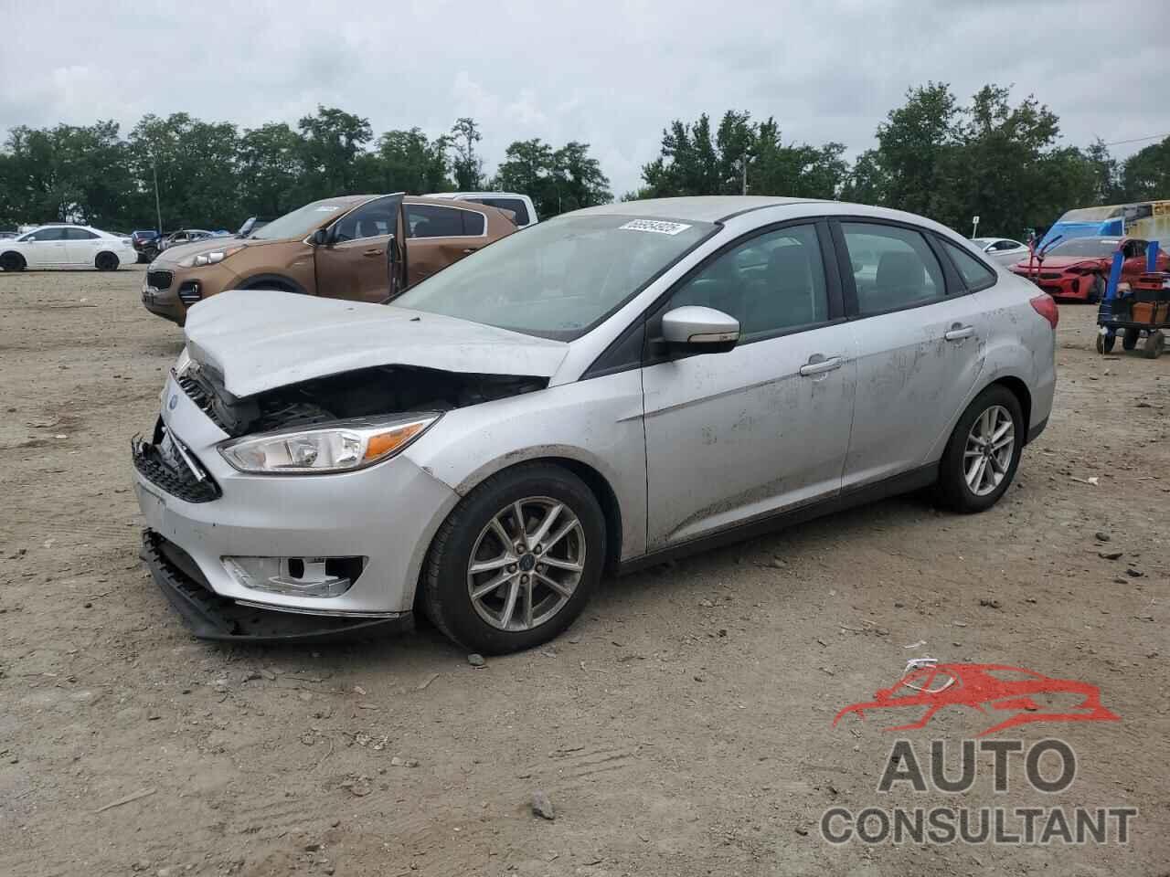 FORD FOCUS 2015 - 1FADP3F21FL349687