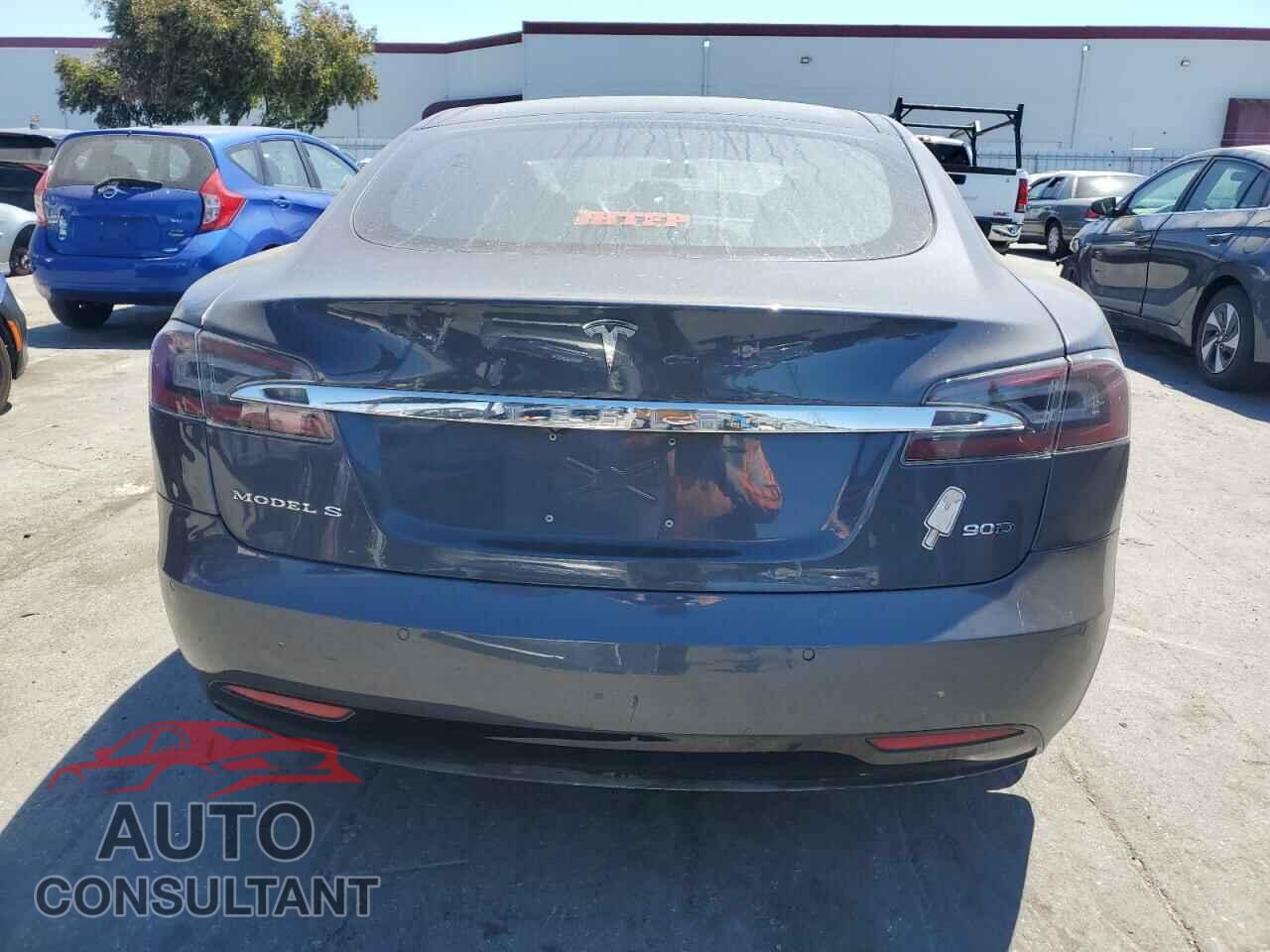 TESLA MODEL S 2017 - 5YJSA1E23HF189827