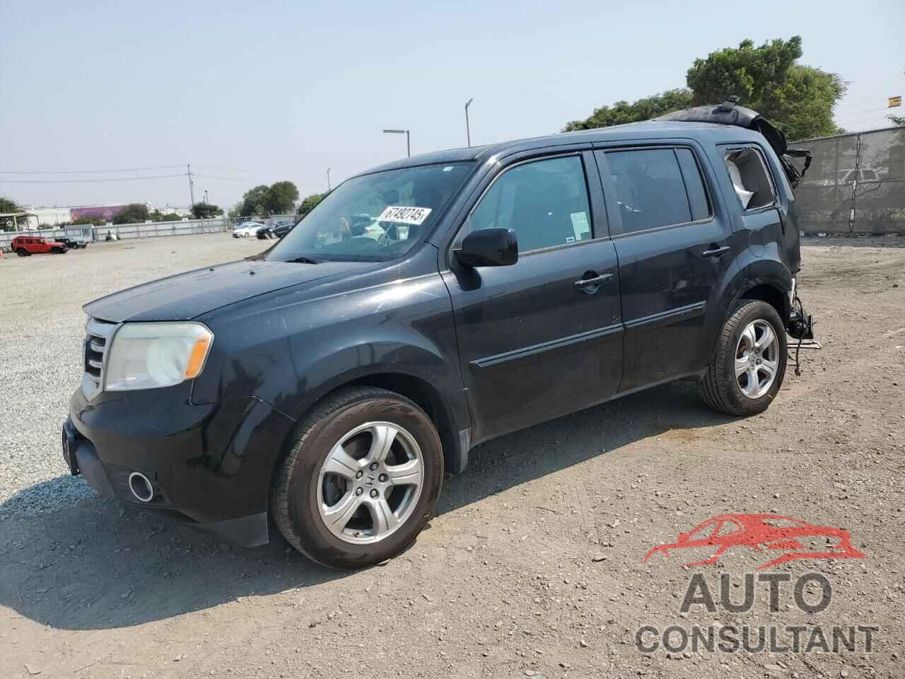 HONDA PILOT 2015 - 5FNYF3H62FB009823