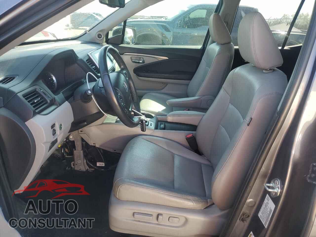 HONDA RIDGELINE 2019 - 5FPYK3F62KB017596