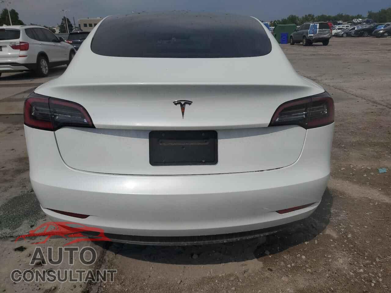 TESLA MODEL 3 2023 - 5YJ3E1EA5PF458375