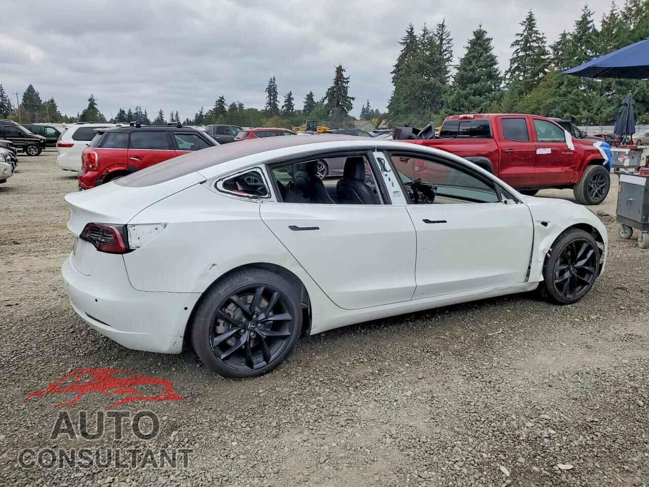TESLA MODEL 3 2018 - 5YJ3E1EA6JF043623