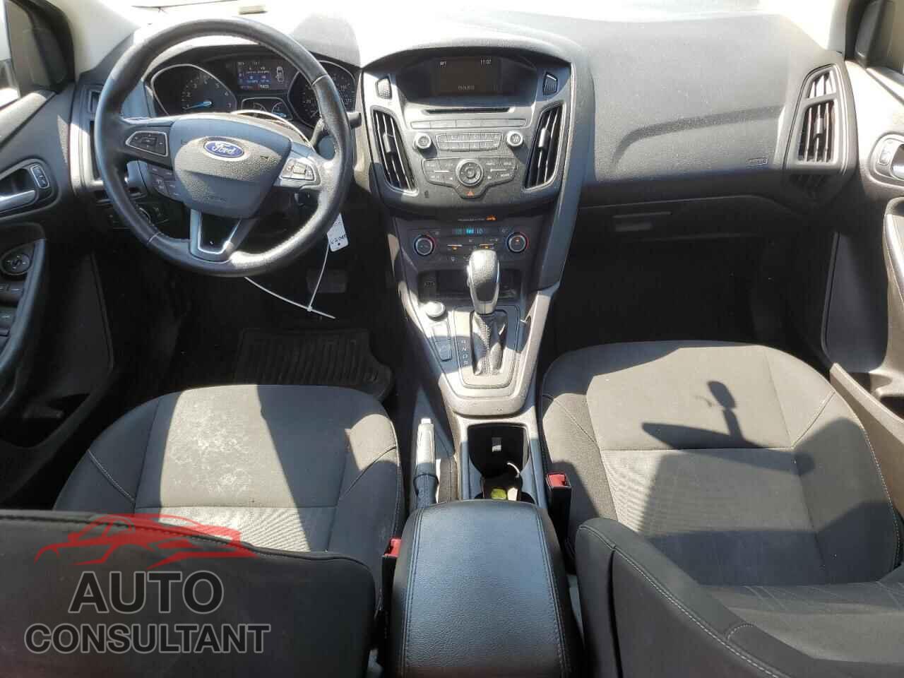 FORD FOCUS 2017 - 1FADP3FE5HL274957