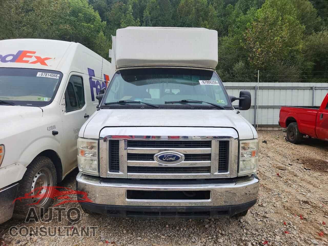 FORD ECONOLINE 2013 - 1FTDS3EL8DDA47680
