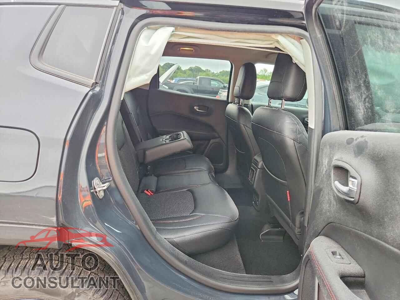 JEEP COMPASS 2017 - 3C4NJDDB0HT667879