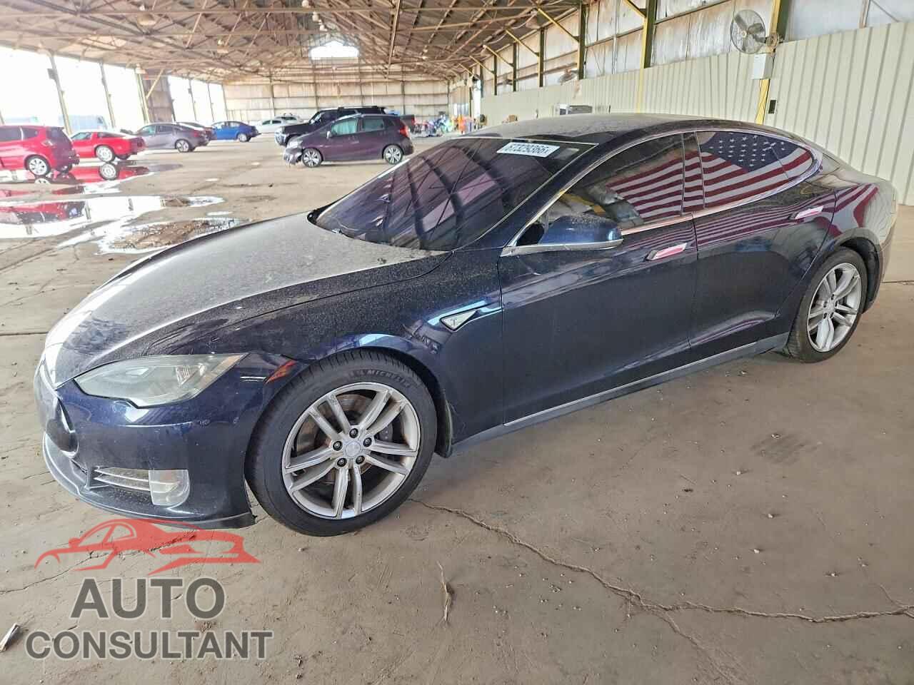 TESLA MODEL S 2012 - 5YJSA1DN2CFP01324