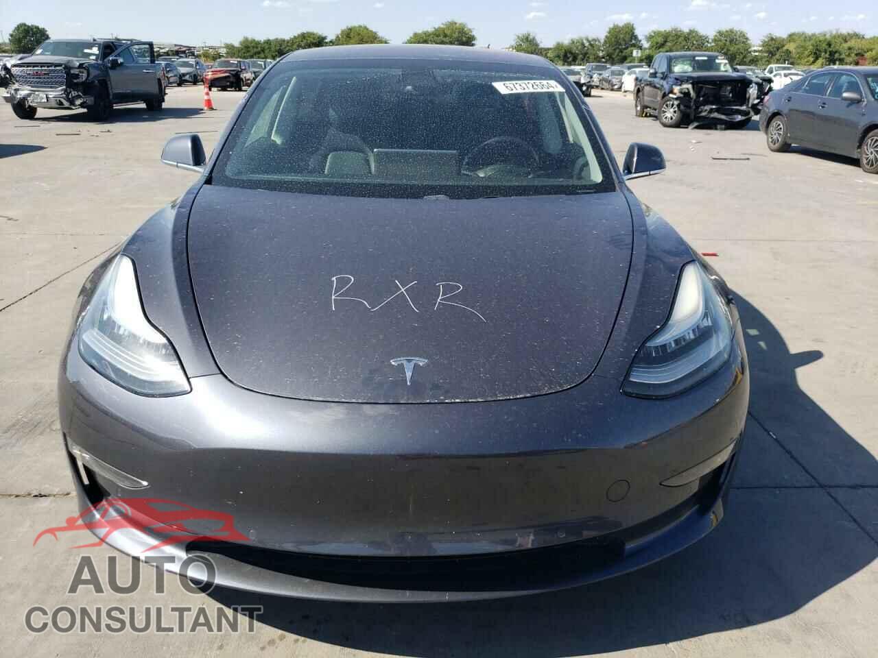 TESLA MODEL 3 2018 - 5YJ3E1EA2JF158767