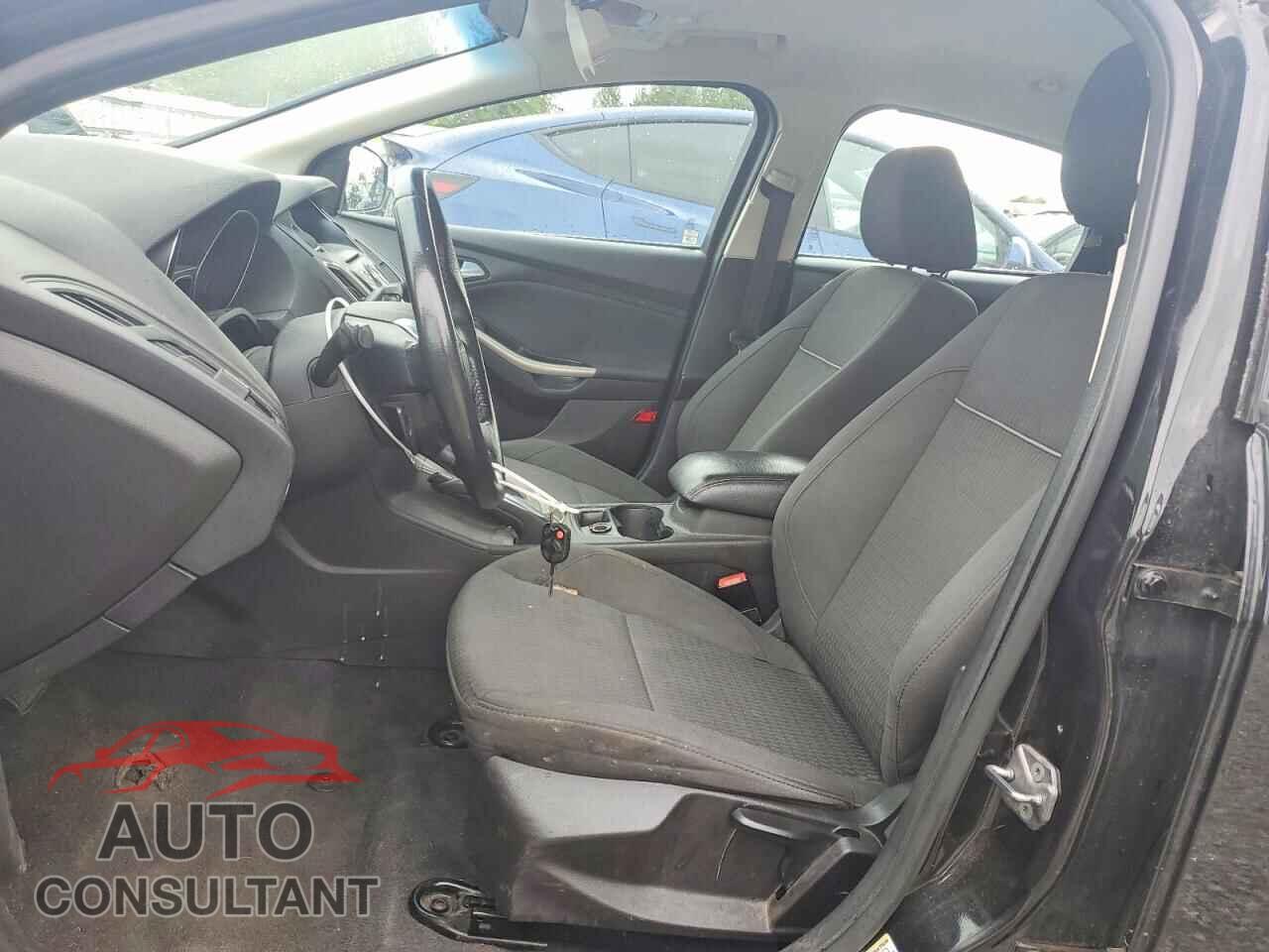 FORD FOCUS 2012 - 1FAHP3H21CL457611