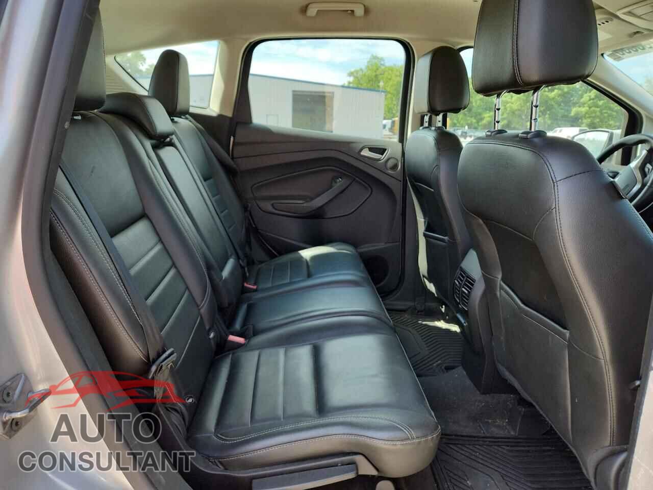FORD CMAX 2013 - 1FADP5CU6DL536423