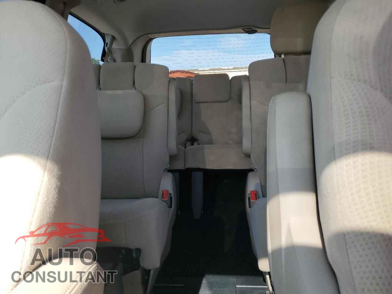 DODGE CARAVAN 2013 - 2C4RDGBG0DR700367
