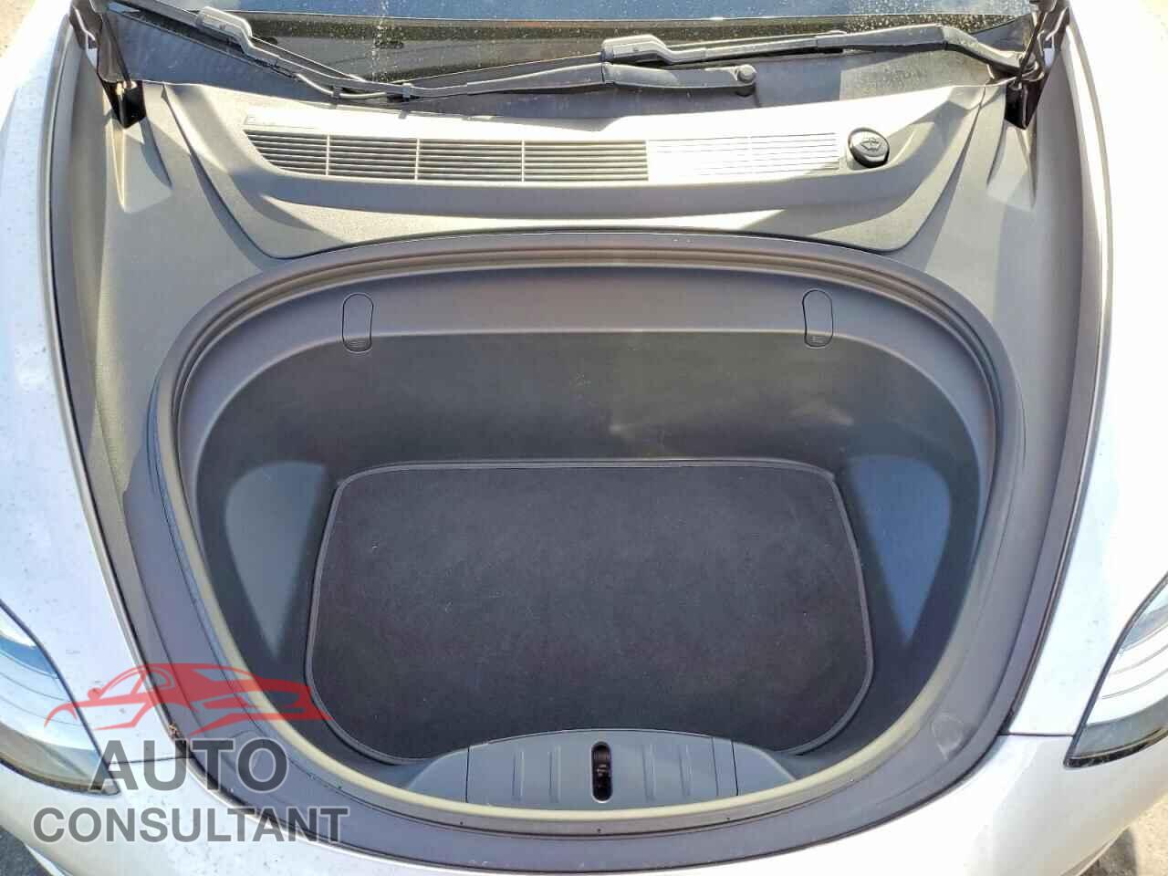 TESLA MODEL 3 2018 - 5YJ3E1EA2JF058801