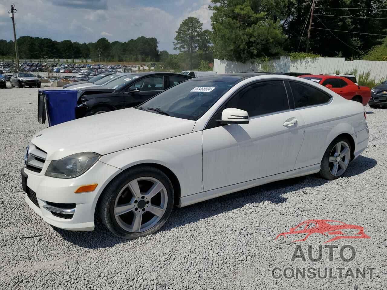 MERCEDES-BENZ C-CLASS 2013 - WDDGJ4HB8DG056313