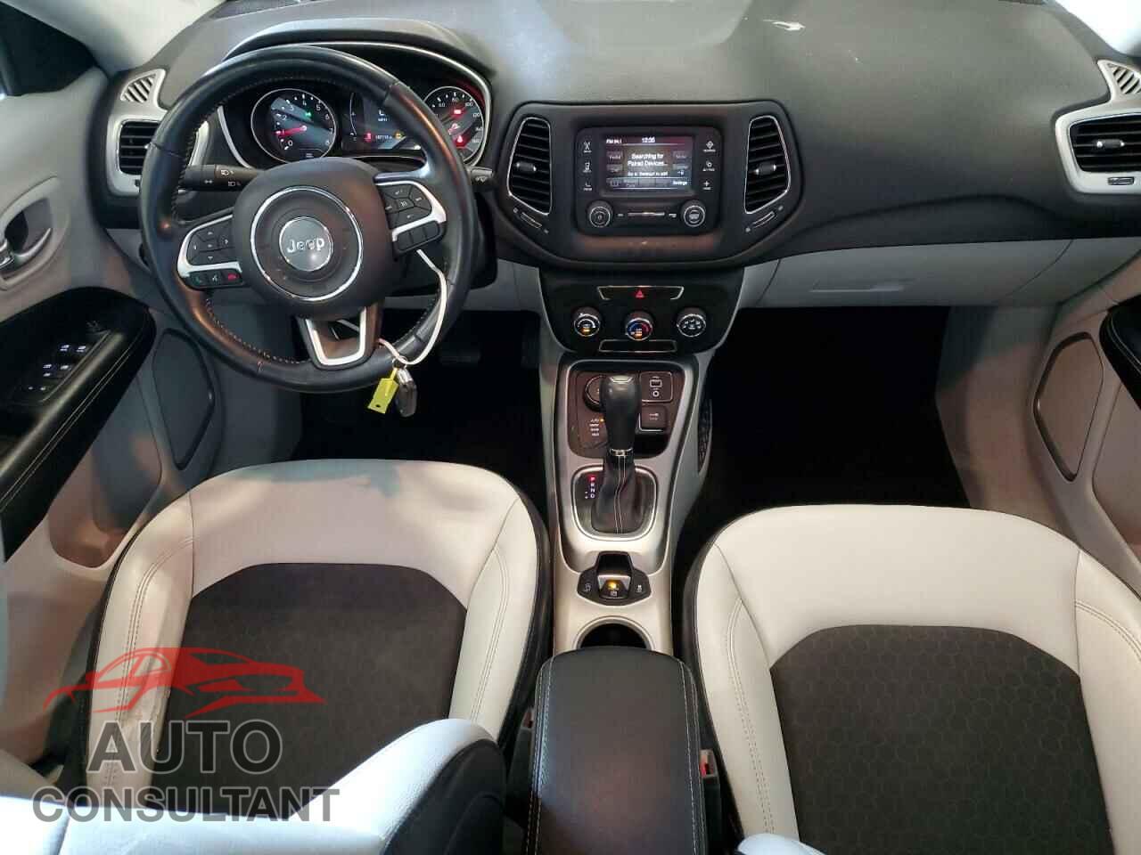 JEEP COMPASS 2018 - 3C4NJDBB7JT359634