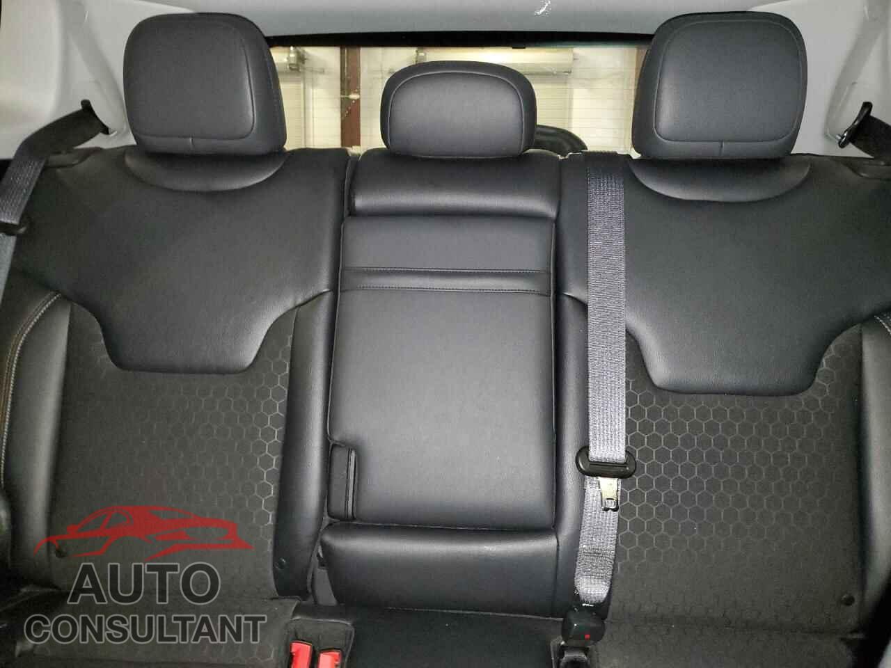JEEP COMPASS 2017 - 3C4NJDBB9HT692783