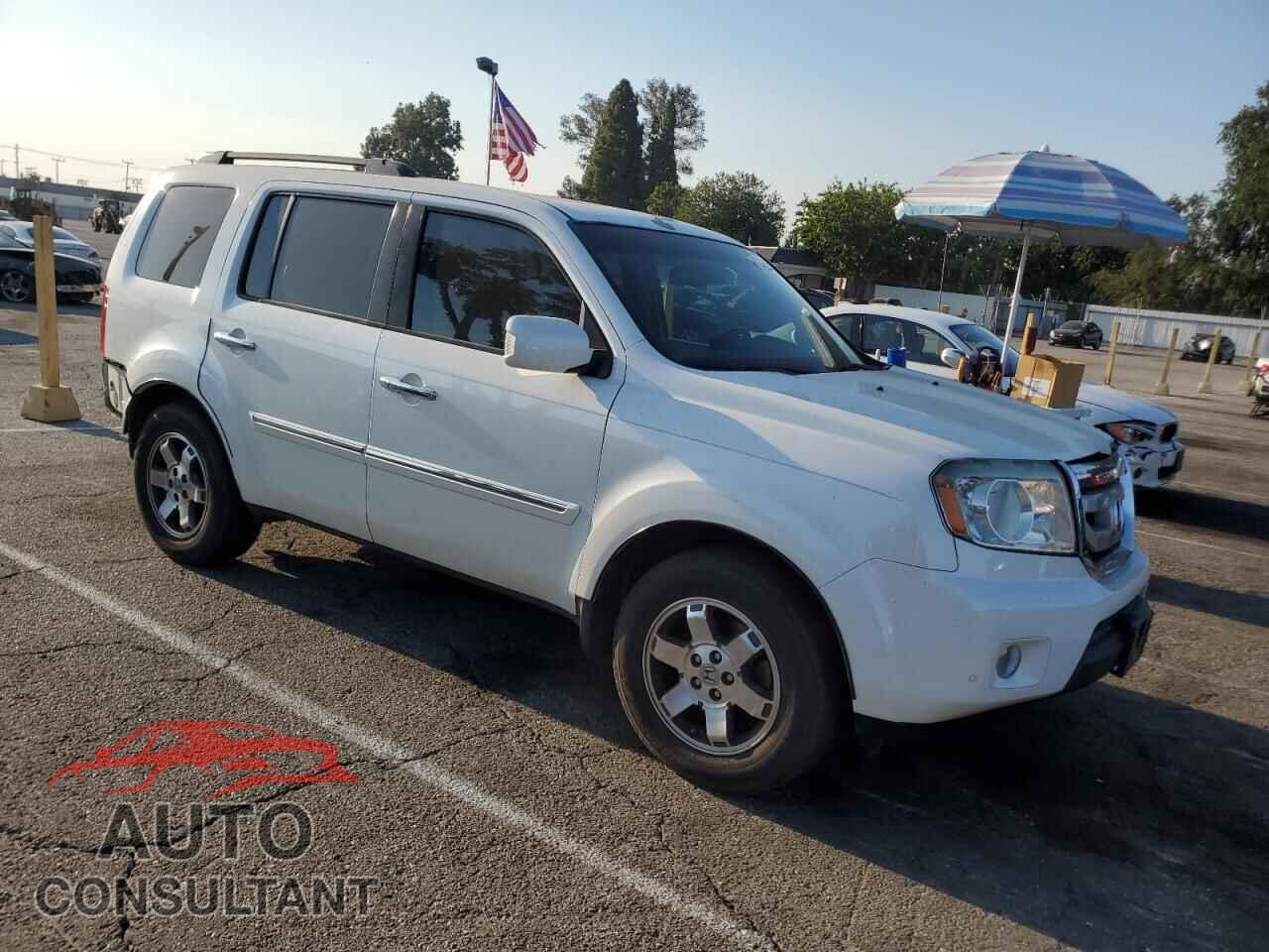 HONDA PILOT 2011 - 5FNYF3H98BB031622