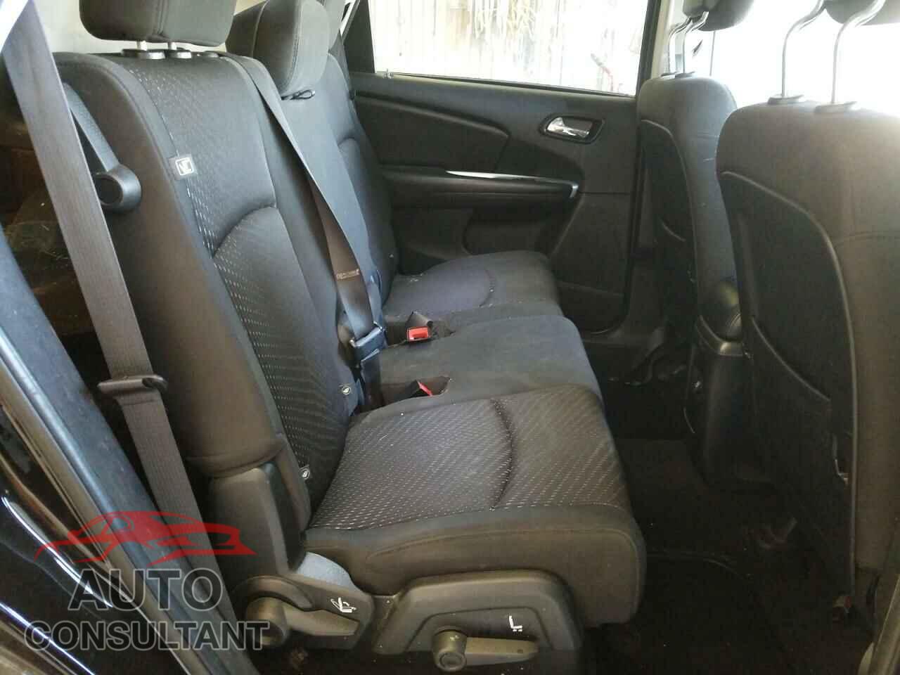 DODGE JOURNEY 2018 - 3C4PDCBB2JT257538