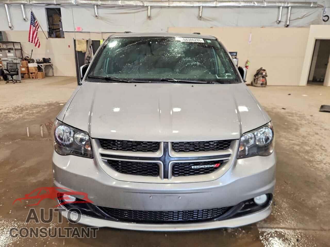 DODGE CARAVAN 2019 - 2C4RDGEG4KR647584