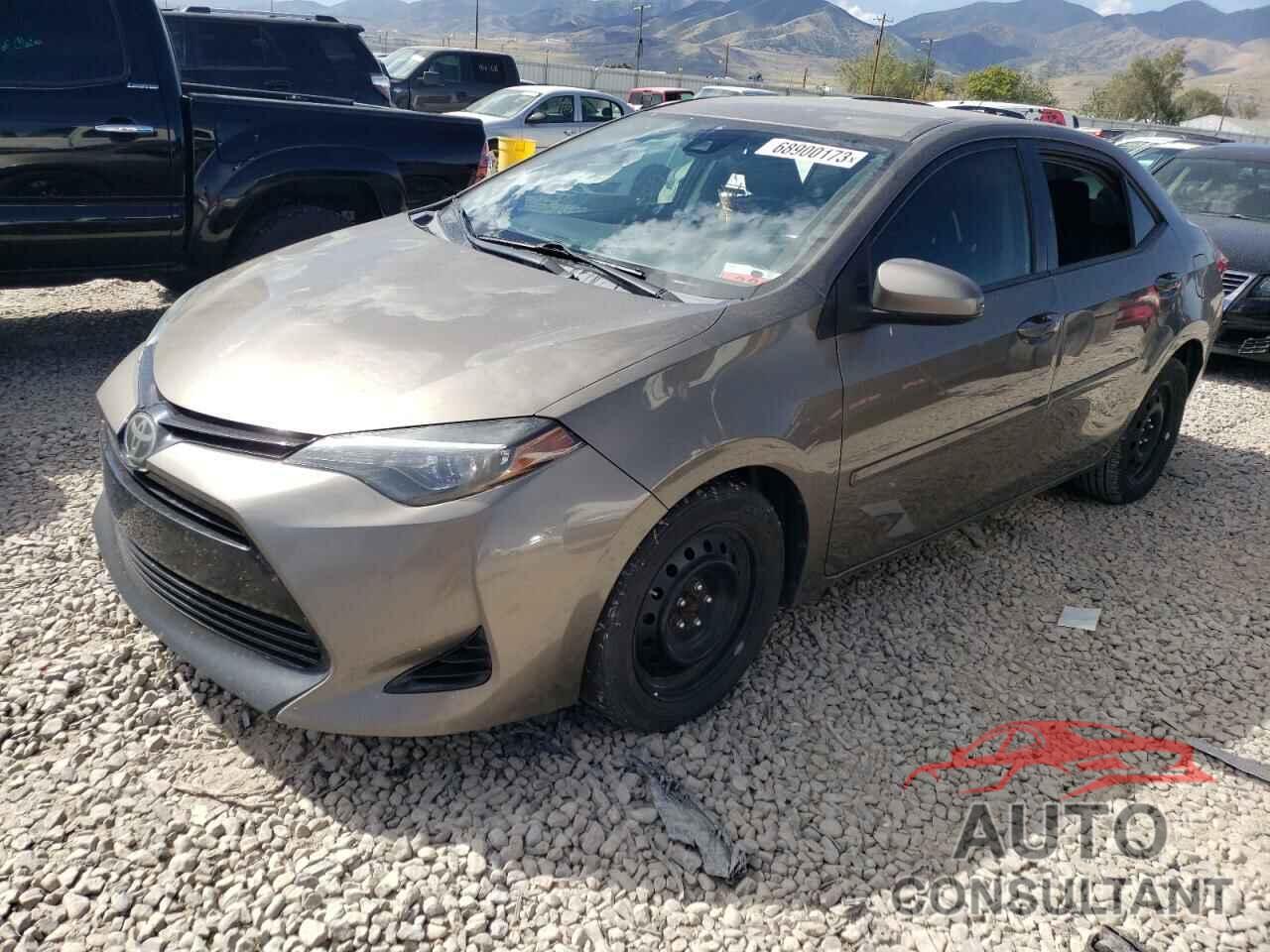 TOYOTA COROLLA 2018 - 2T1BURHE5JC995934