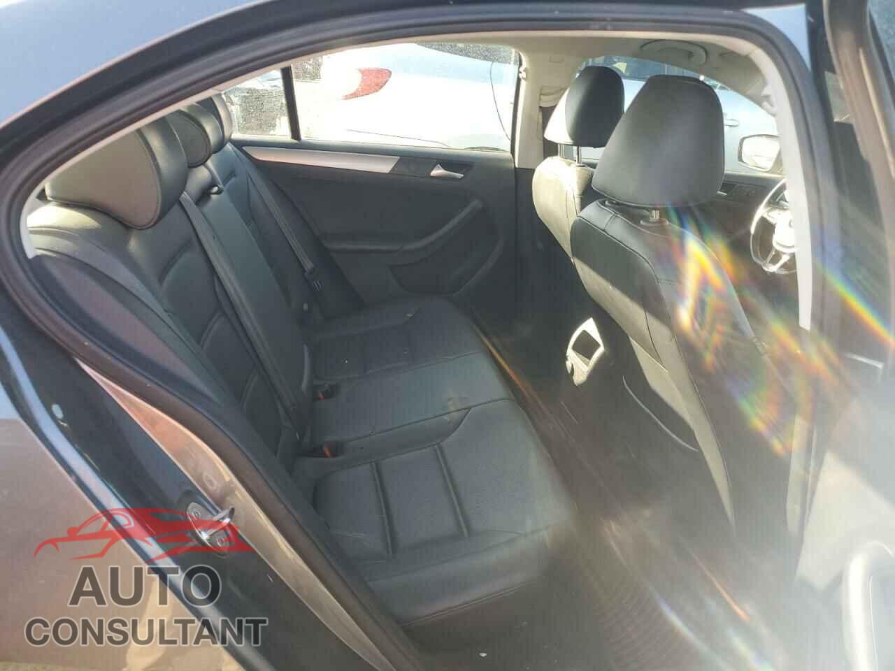 VOLKSWAGEN JETTA 2017 - 3VWDB7AJ3HM273399