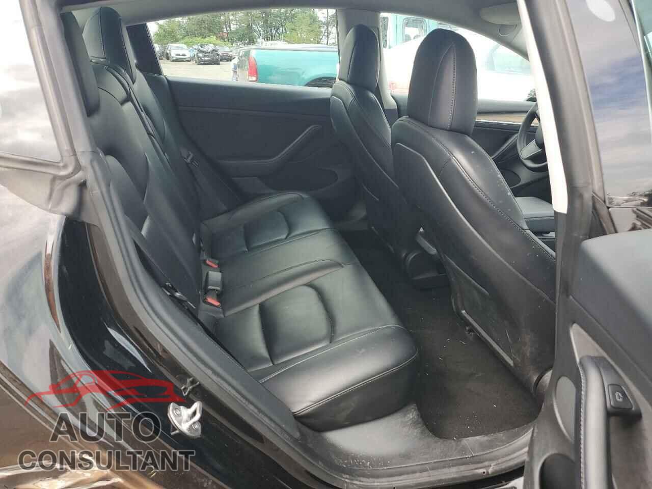 TESLA MODEL 3 2022 - 5YJ3E1EA1NF190518