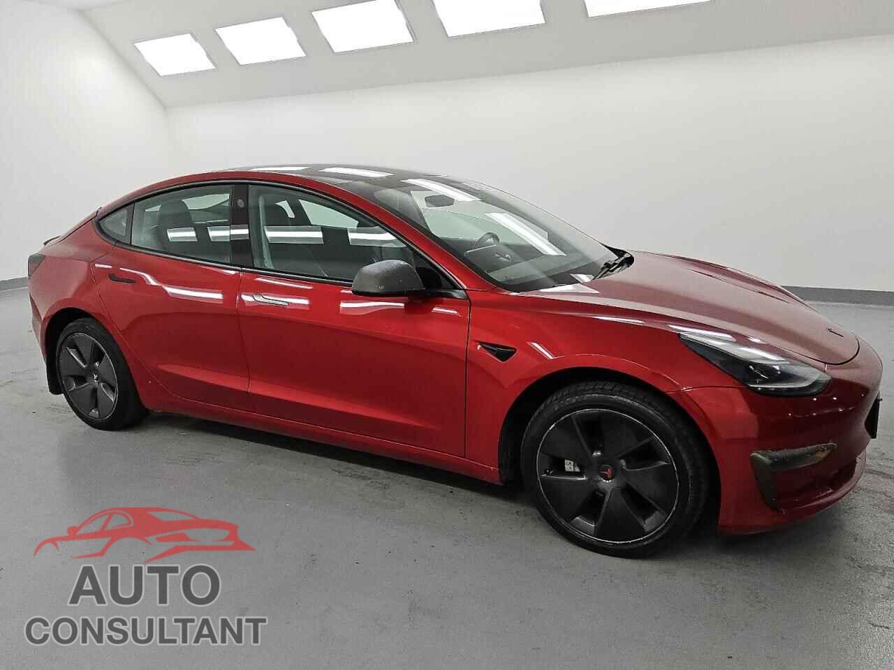 TESLA MODEL 3 2021 - 5YJ3E1EA5MF047537