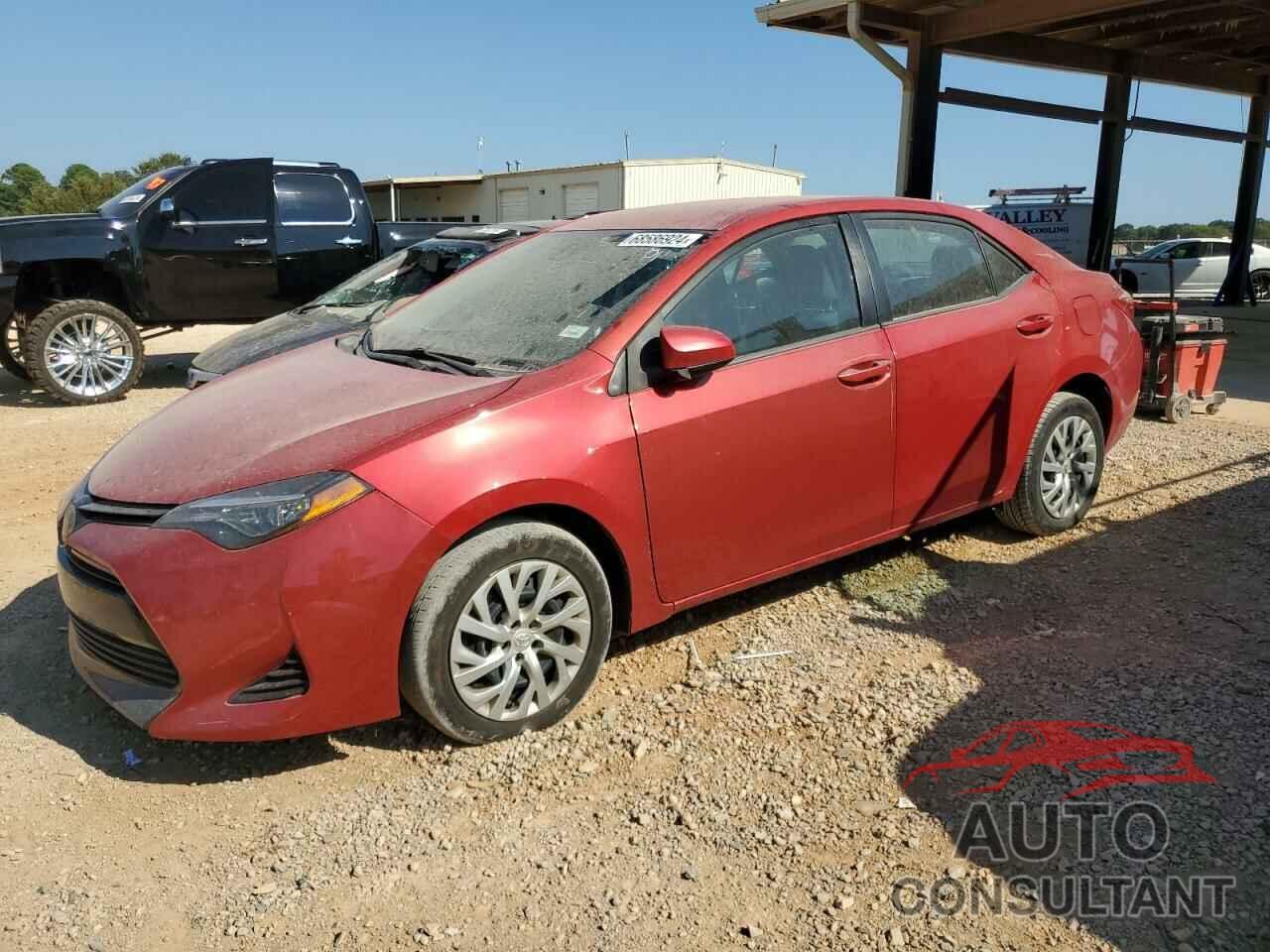 TOYOTA COROLLA 2018 - 5YFBURHE4JP815598