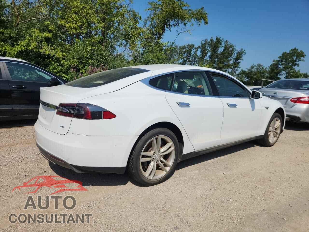 TESLA MODEL S 2013 - 5YJSA1AG5DFP12163