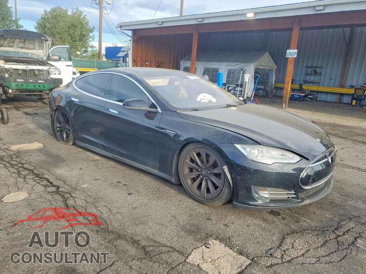 TESLA MODEL S 2013 - 5YJSA1CN9DFP16180