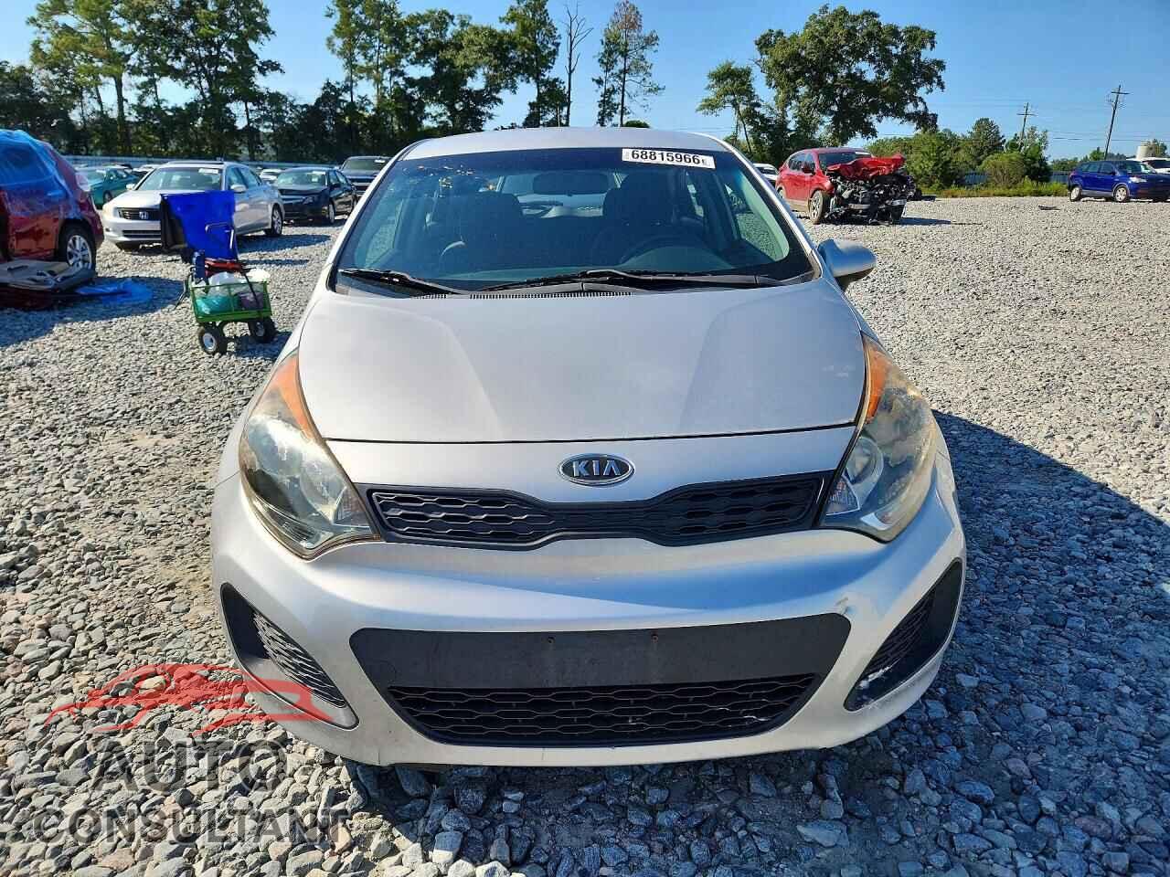 KIA RIO 2013 - KNADM5A36D6128383