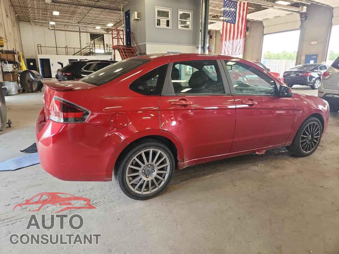 FORD FOCUS 2011 - 1FAHP3GN1BW103029