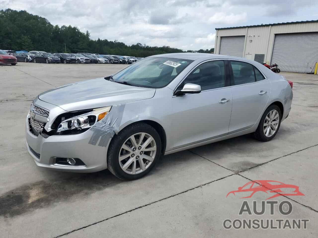 CHEVROLET MALIBU 2013 - 1G11H5SA4DF250031