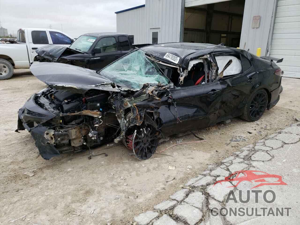TOYOTA CAMRY 2022 - 4T1KZ1AK1NU068663
