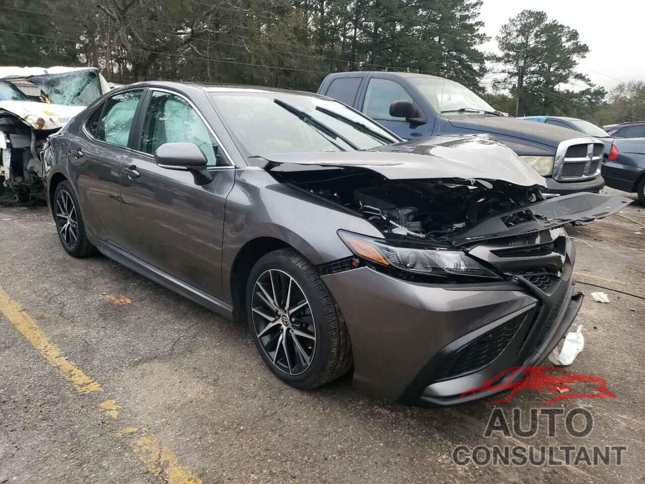 TOYOTA CAMRY 2021 - 4T1G11AK8MU515811