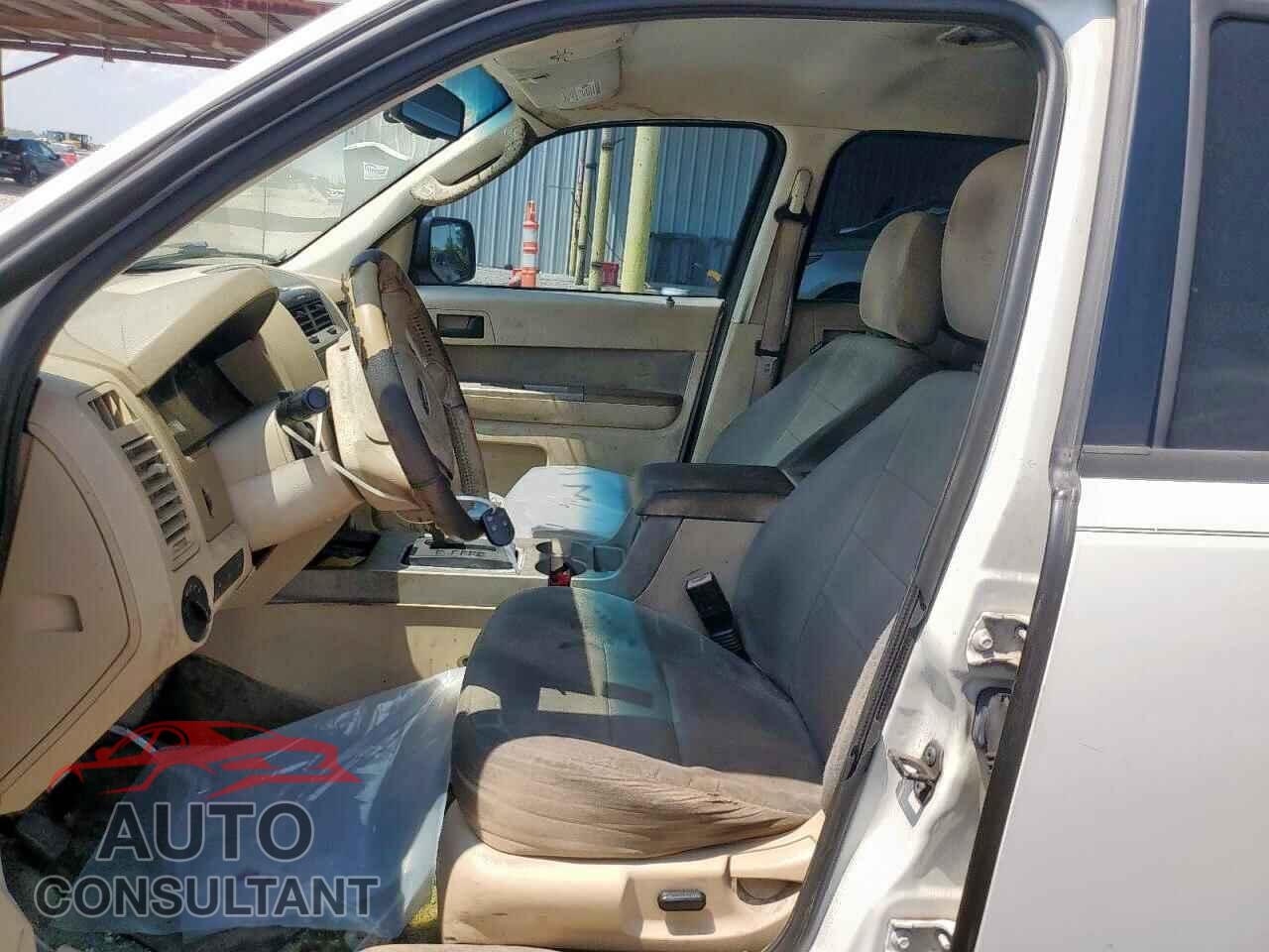 FORD ESCAPE 2011 - 1FMCU0DG2BKC28478