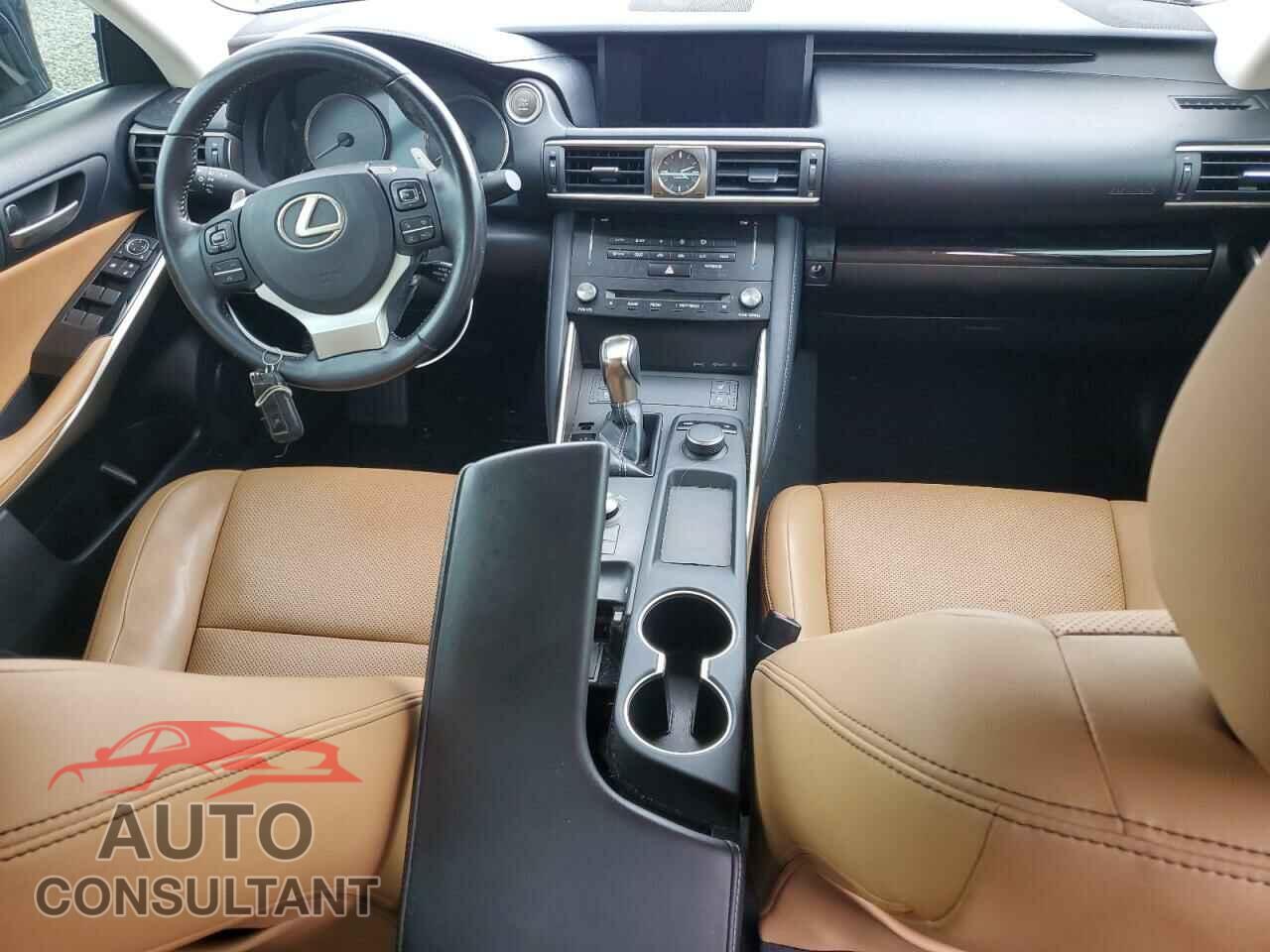 LEXUS IS 2018 - JTHBA1D29J5064595