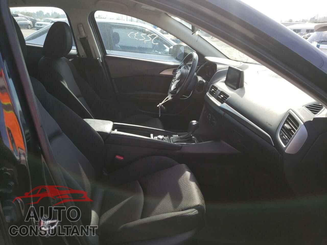 MAZDA 3 2017 - 3MZBN1U78HM157272